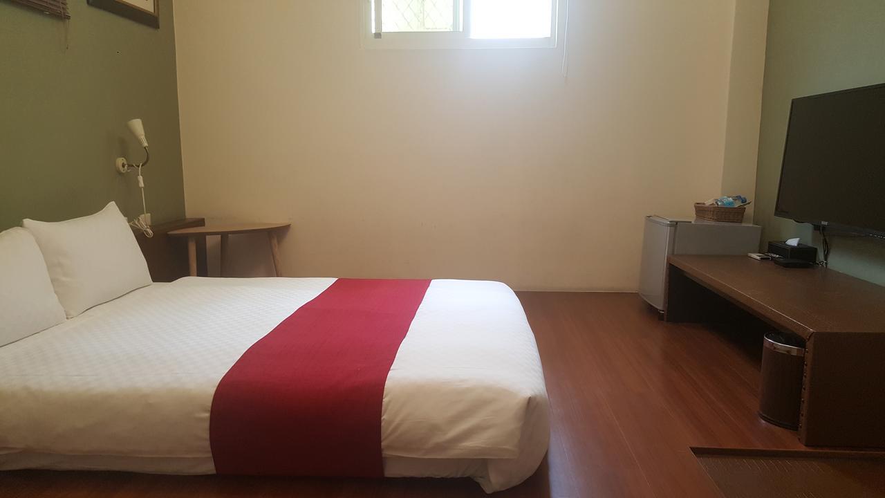 Outdoor Sports Guest House Hualien City Exterior photo