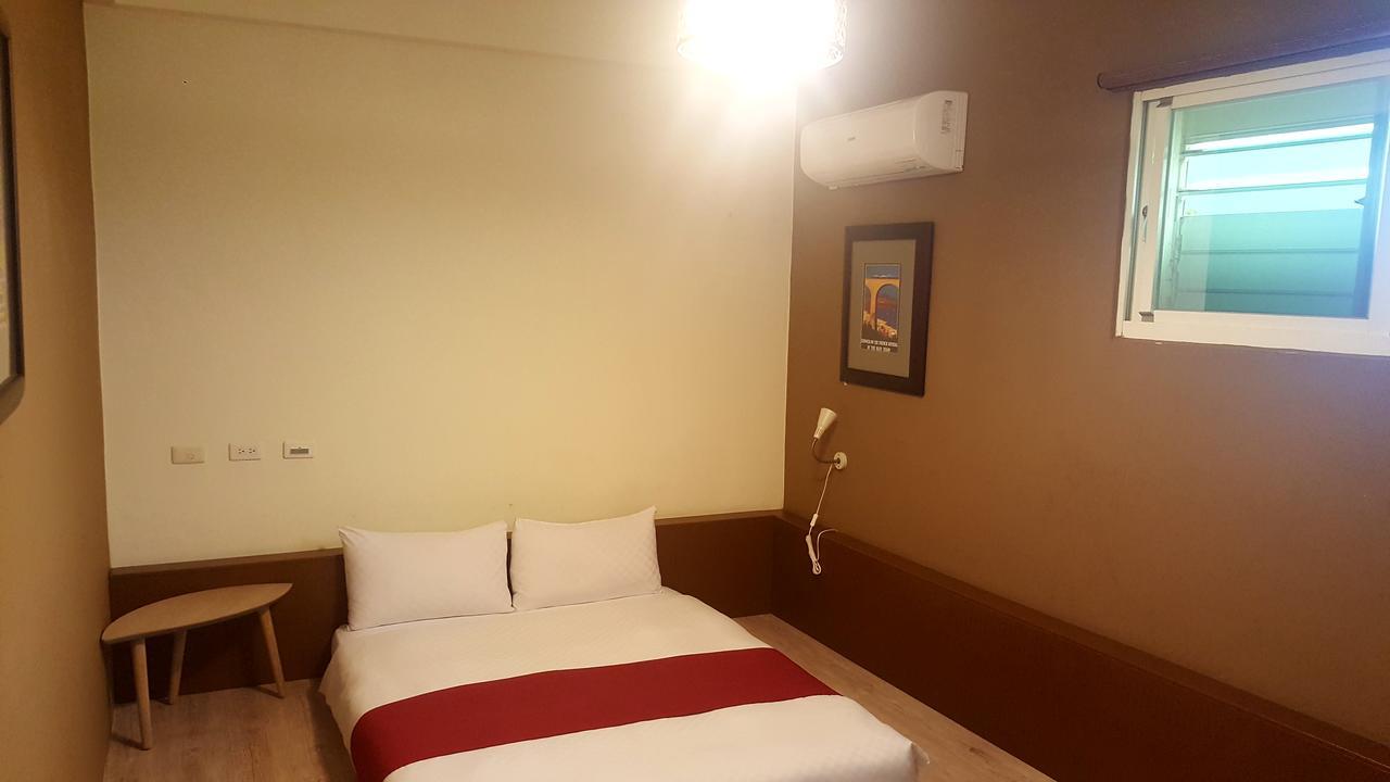 Outdoor Sports Guest House Hualien City Exterior photo